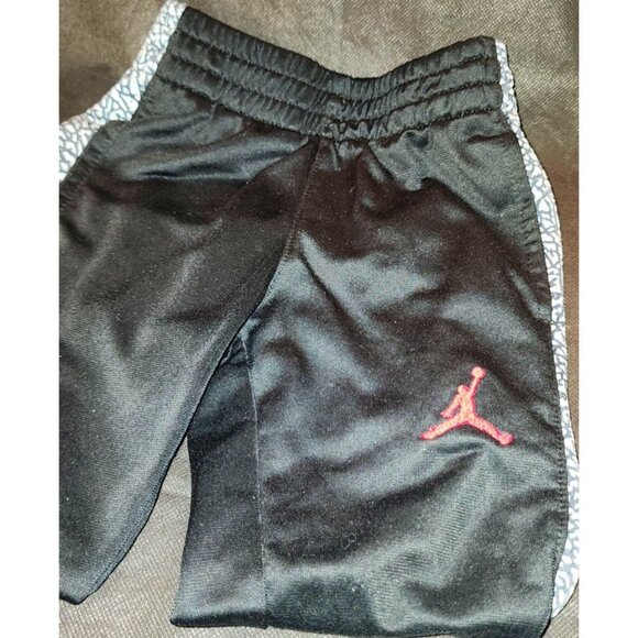 Jordan Kids Elastic Waist Athletic Pants Black/GraySize 4 - Picture 2 of 7